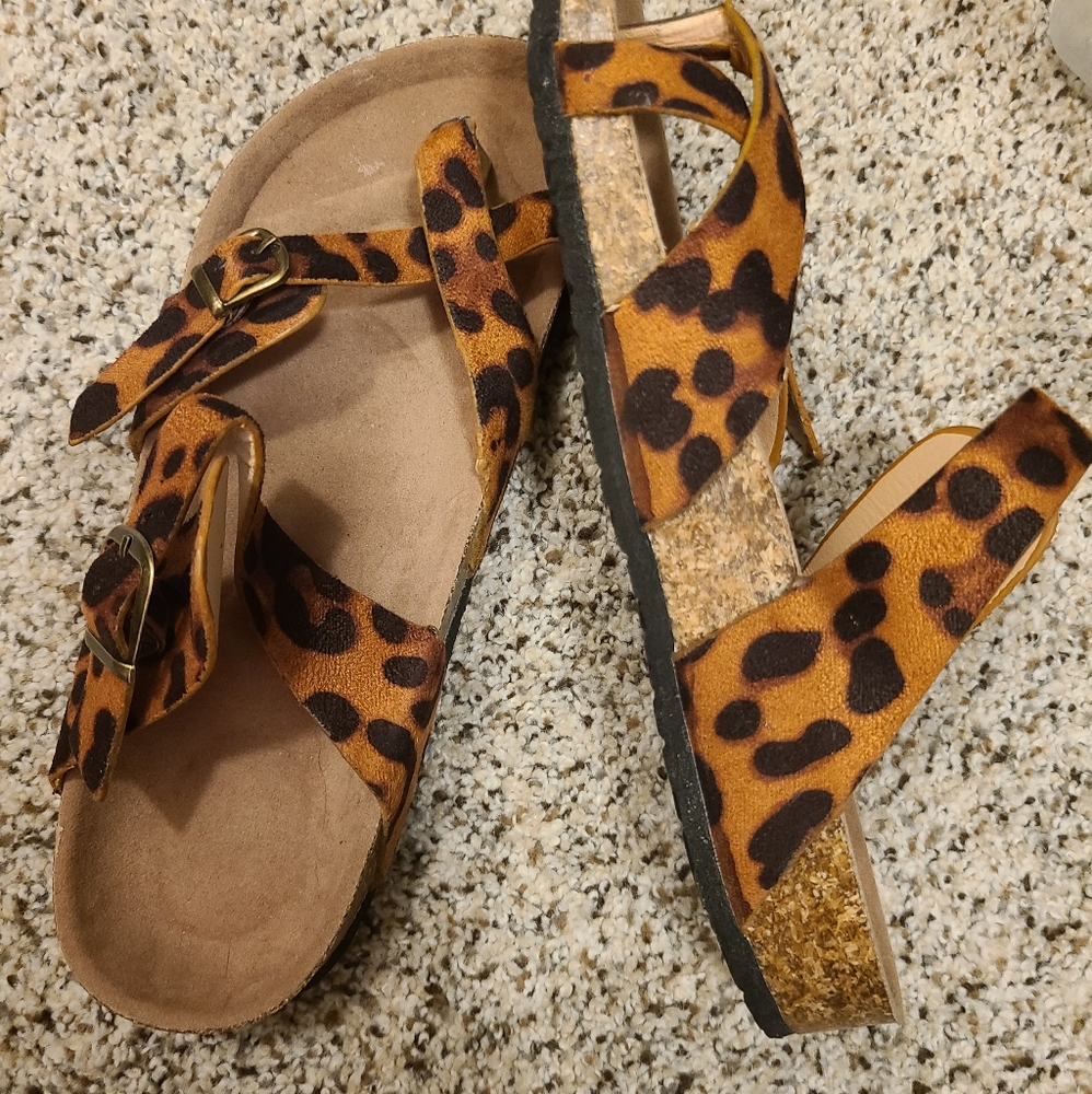 Sandal